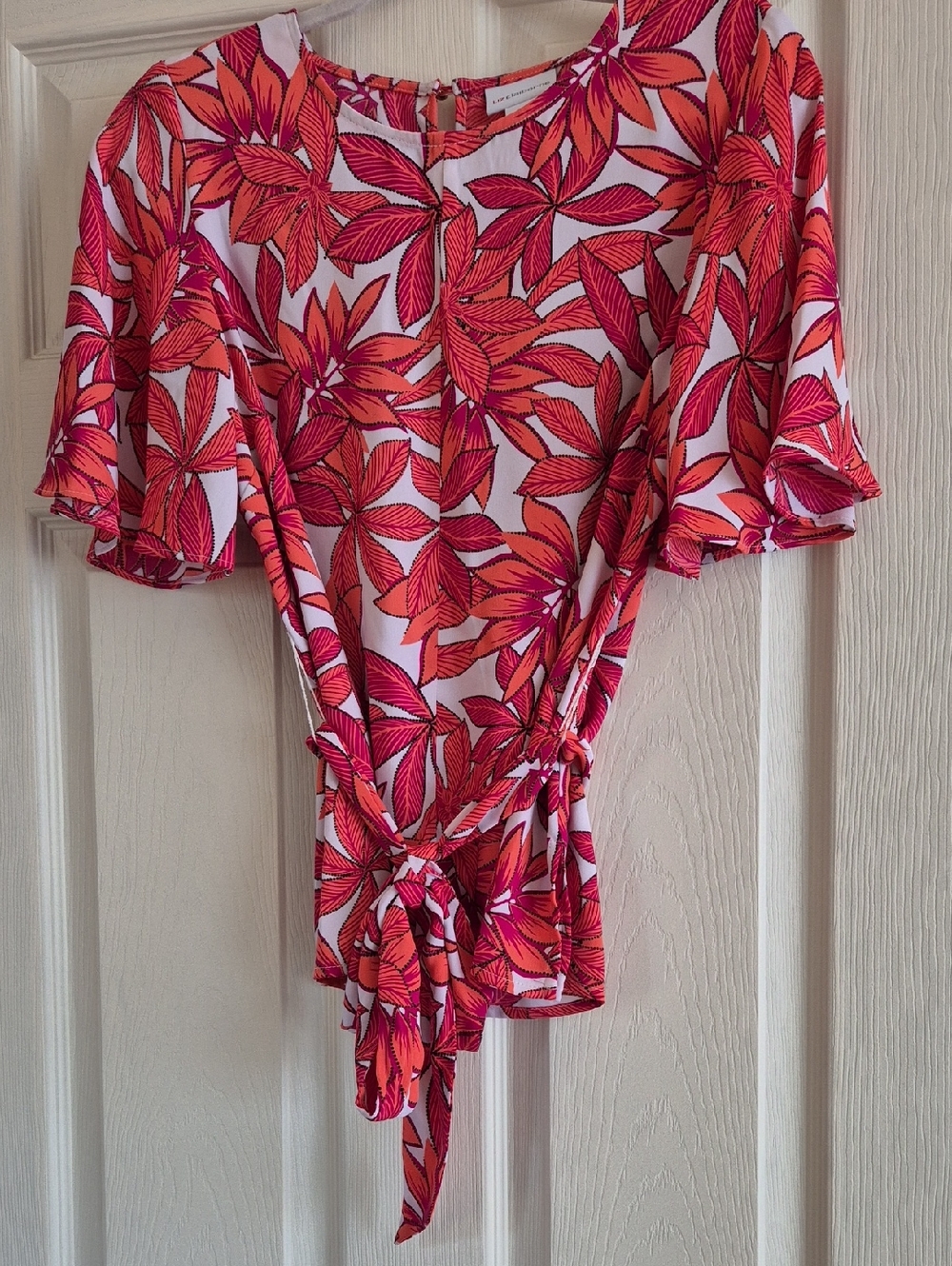 Liz Claiborne Pink and Coral Floral Tie-Front Blouse